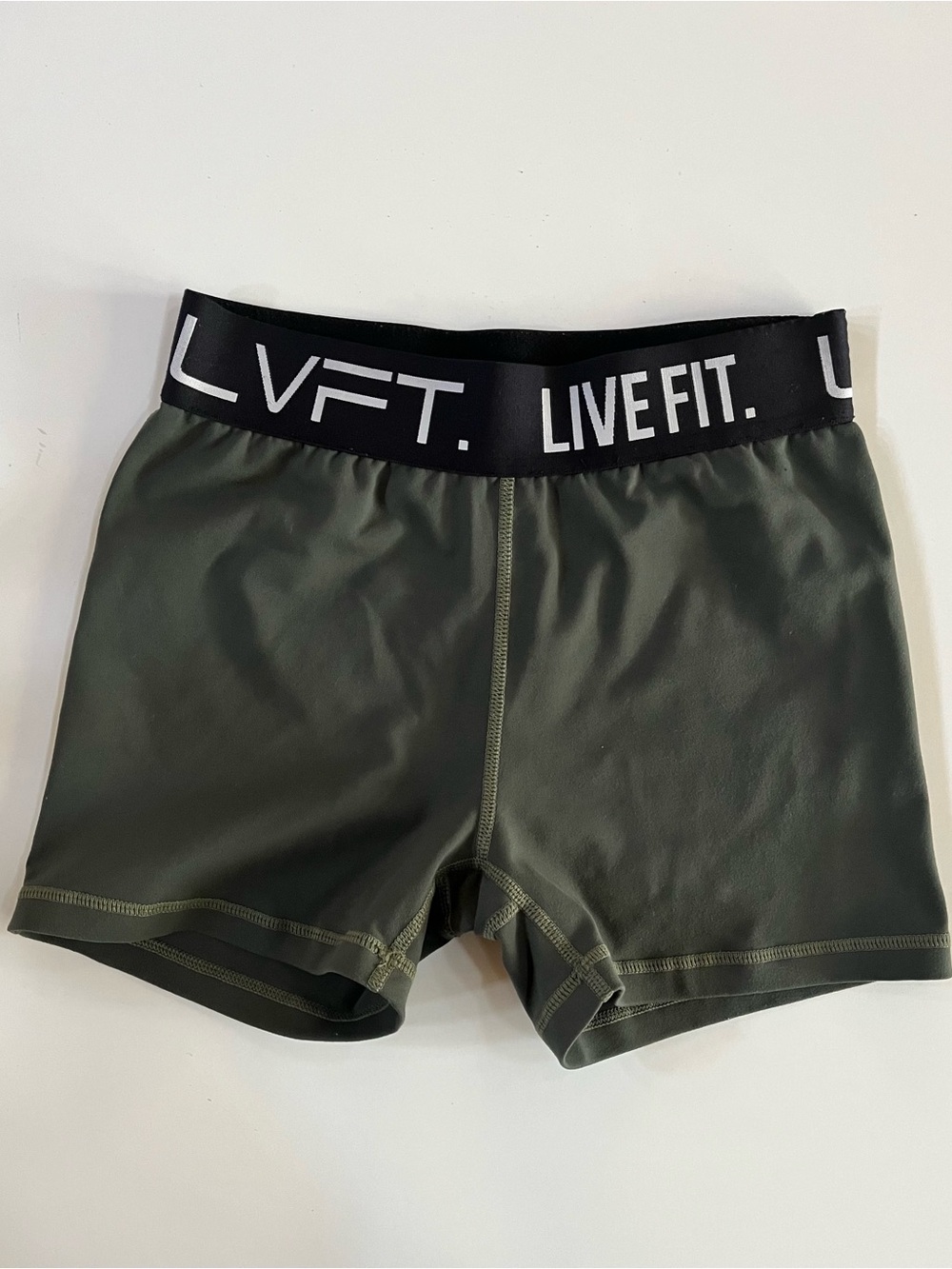 LIVE FIT. LVFT Olive Green Athletic Booty Bike Gym Shorts size small